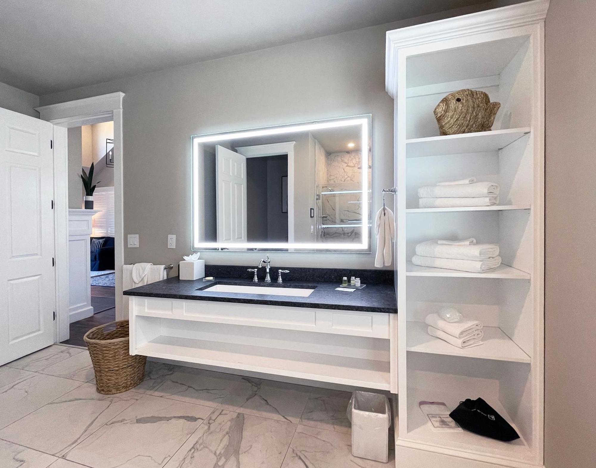 Mountain Springs Lake Resort Stroudsburg Room photo